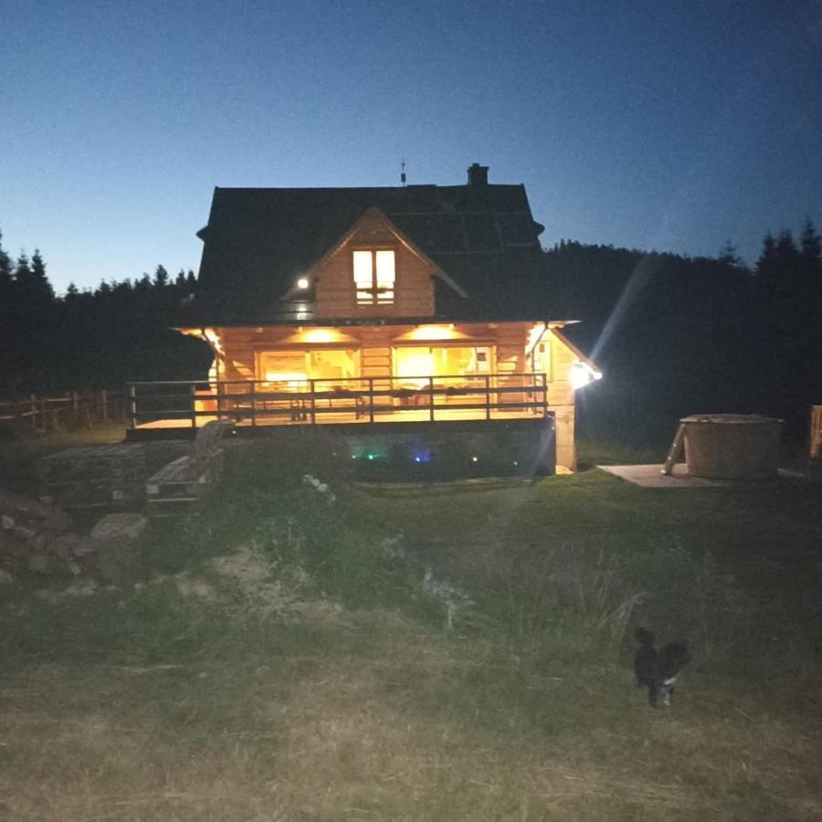 Gosciniec Dziubasowki Villa Нови Тарг Екстериор снимка