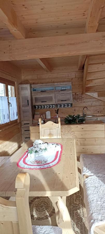 Gosciniec Dziubasowki Villa Нови Тарг Екстериор снимка